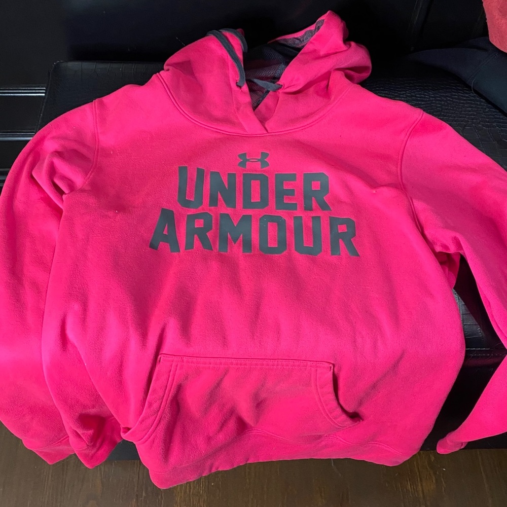 Pink under armour sweatshirt